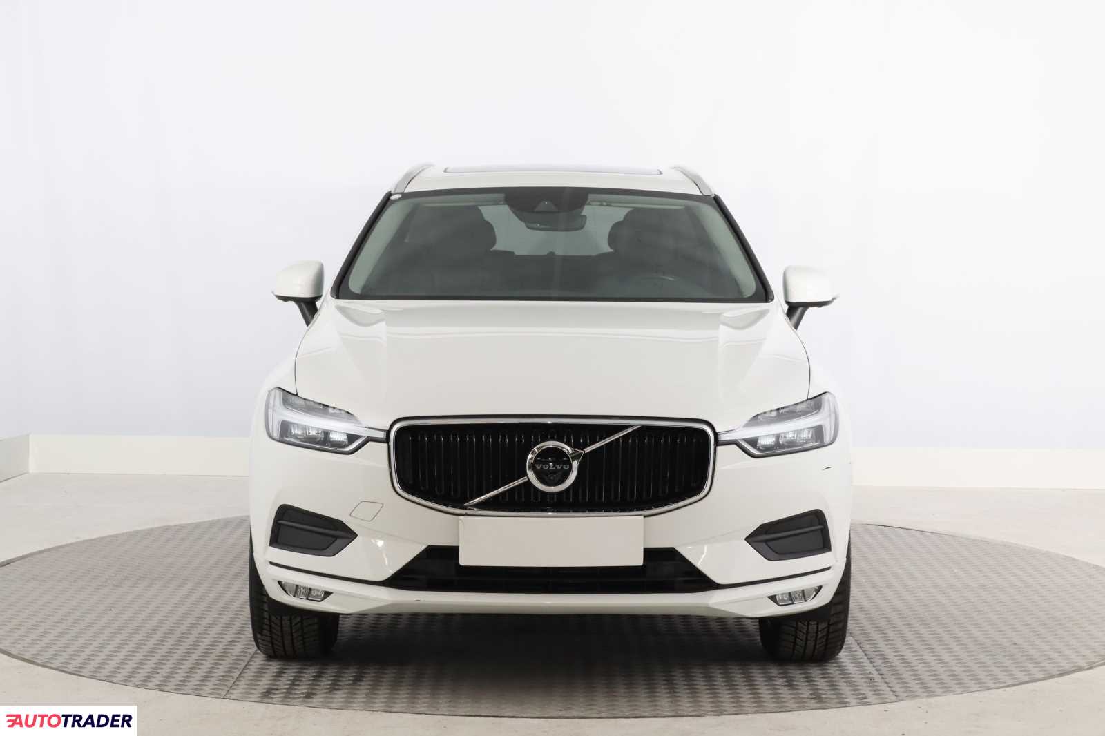Volvo XC60 2020 2.0 194 KM