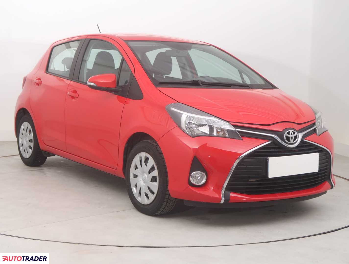 Toyota Yaris 2015 1.3 97 KM