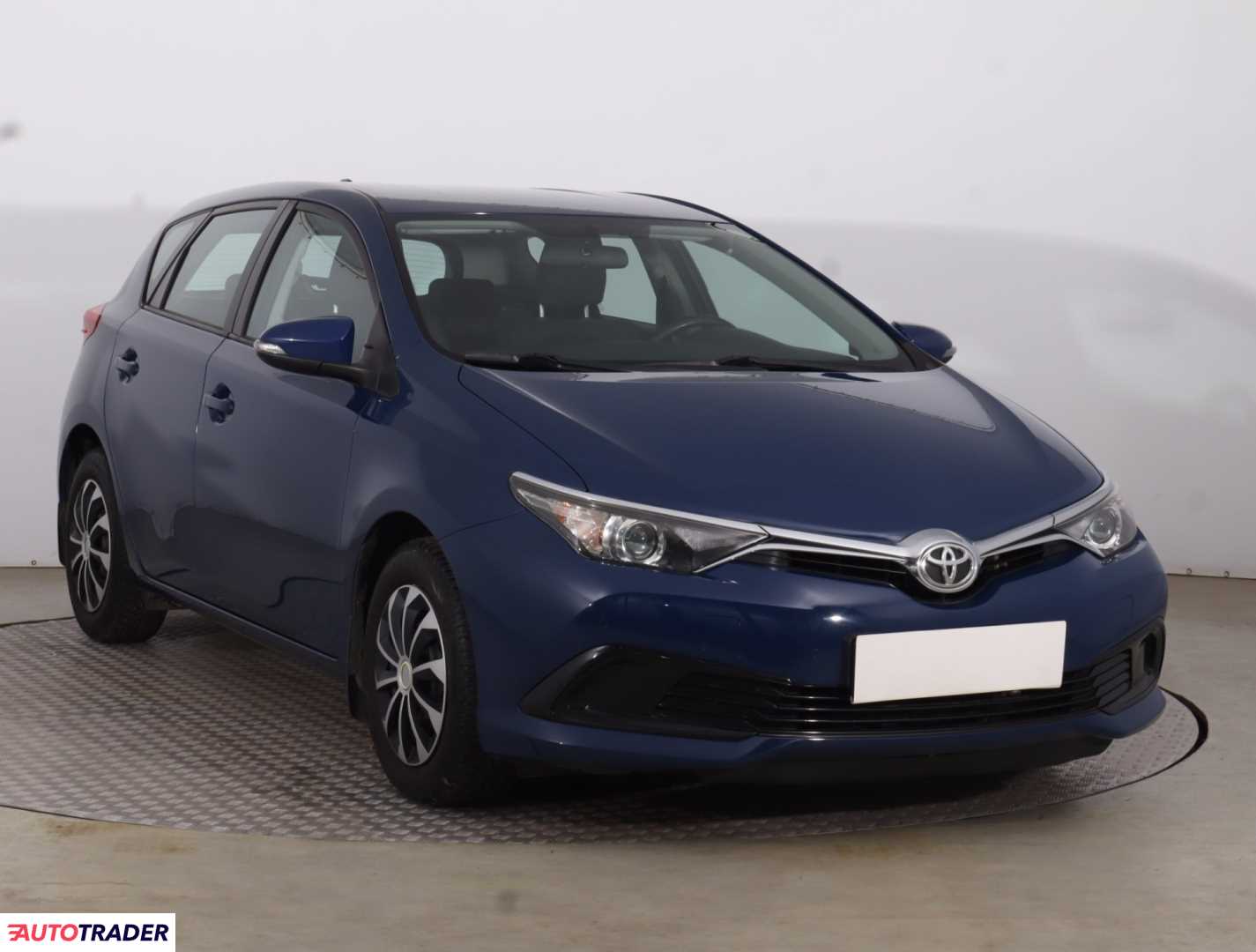 Toyota Auris 2018 1.3 97 KM