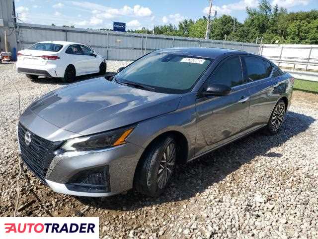 Nissan Altima 2025 2