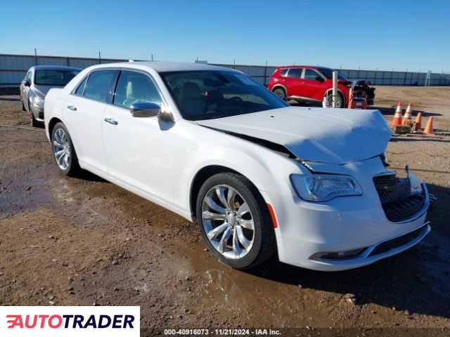 Chrysler 300C 3.0 benzyna 2018r. (AMARILLO)