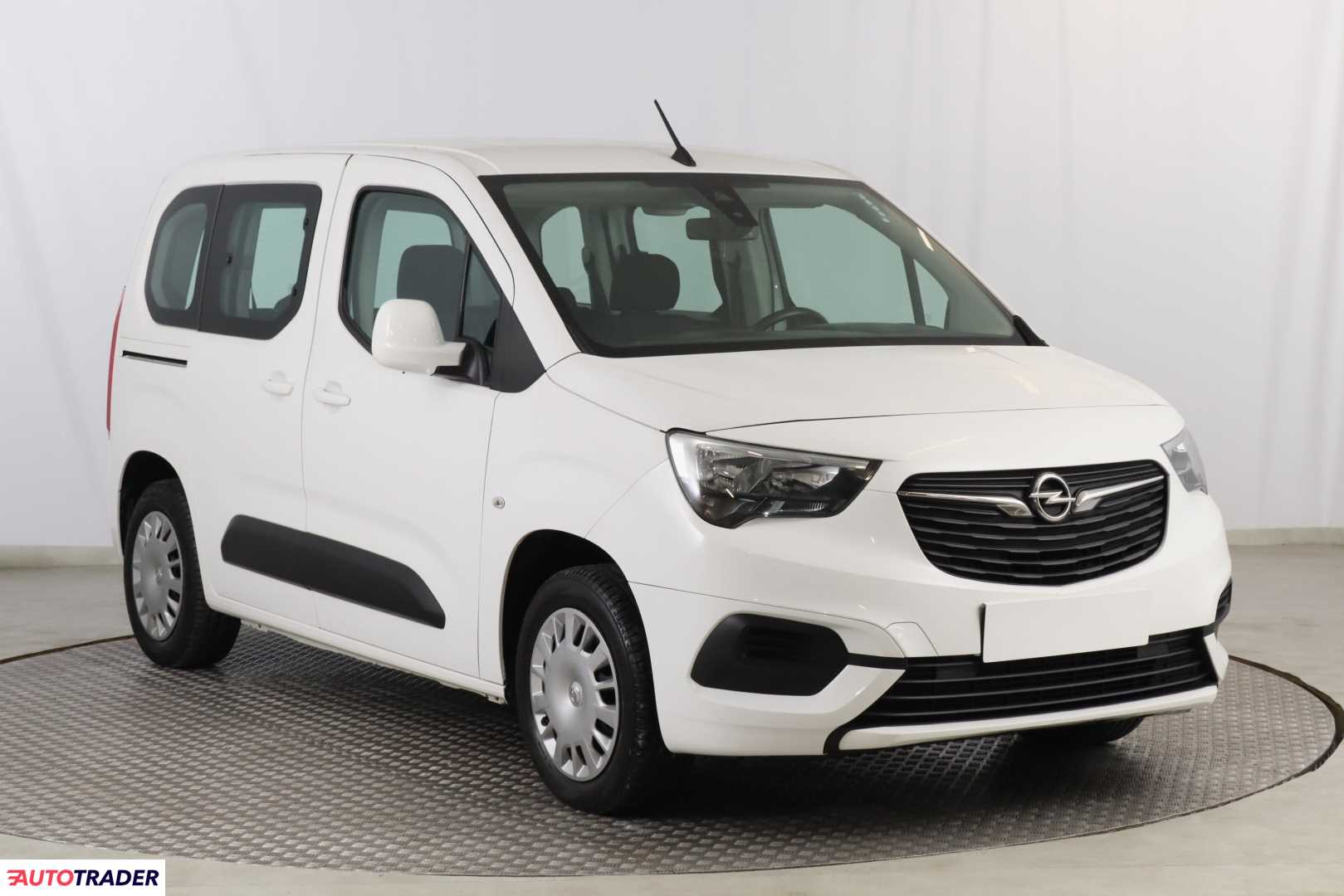 Opel Combo 2019 1.5 128 KM Opel Combo 2019 1.5 128 KM
