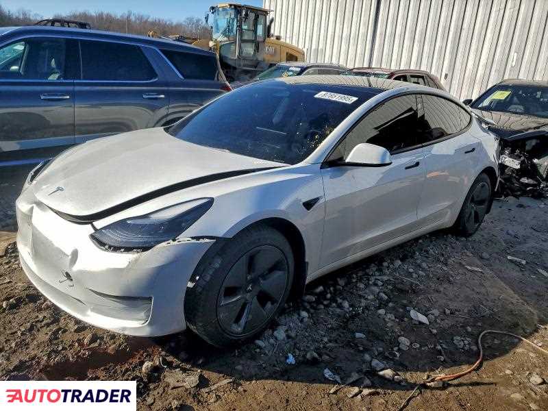 Tesla Model 3 2023