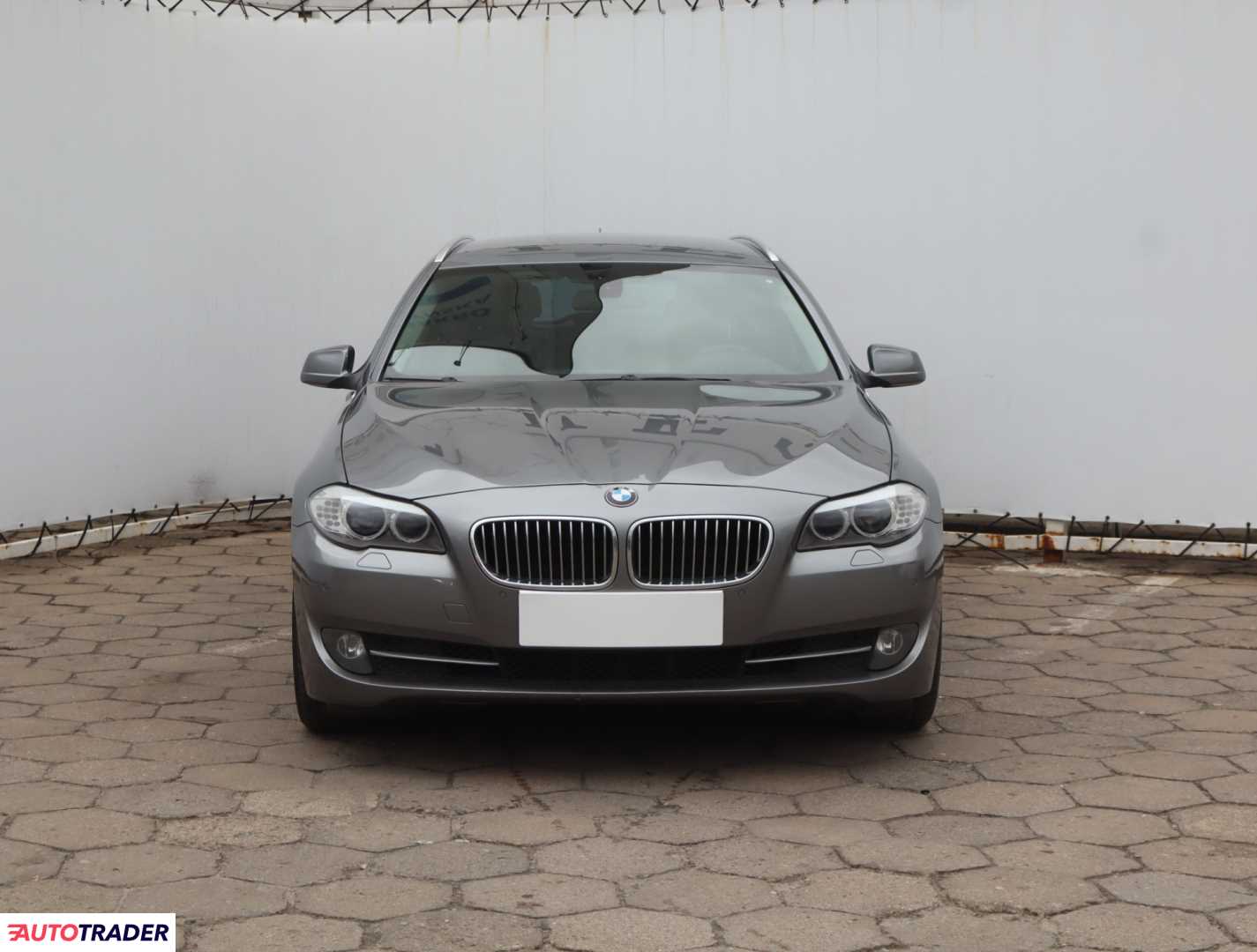 BMW 520 2012 2.0 181 KM