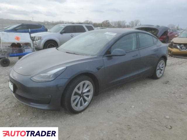 Tesla Model 3 2022