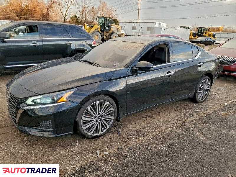 Nissan Altima 2023 2