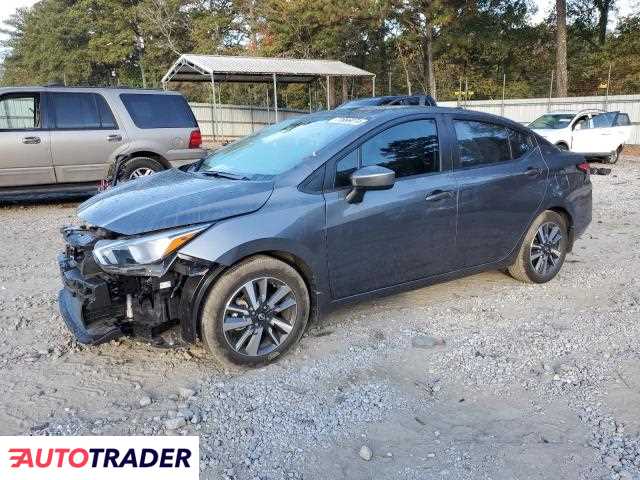 Nissan Versa 1.0 benzyna 2023r. (AUSTELL)