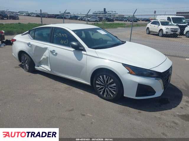 Nissan Altima 2025 2