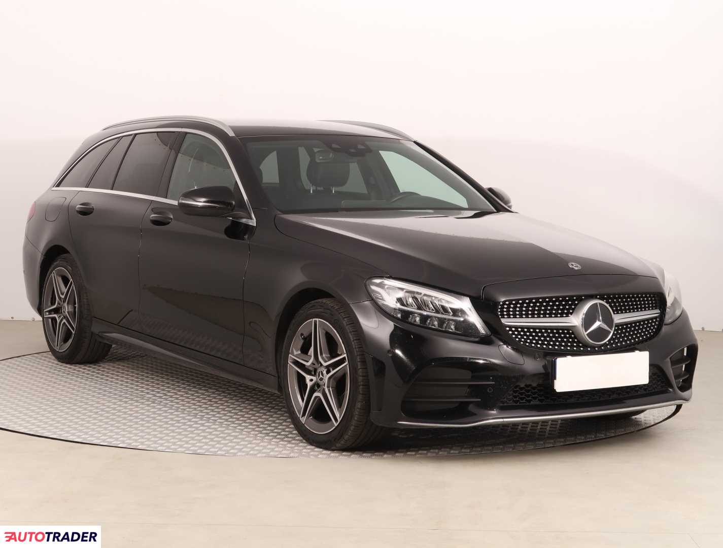 Mercedes C-klasa 2019 2.0 191 KM