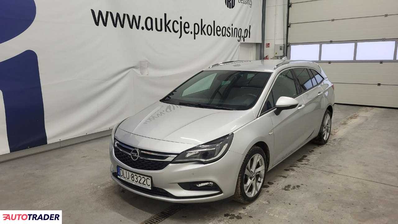 Opel Astra 2018 1.6 136 KM