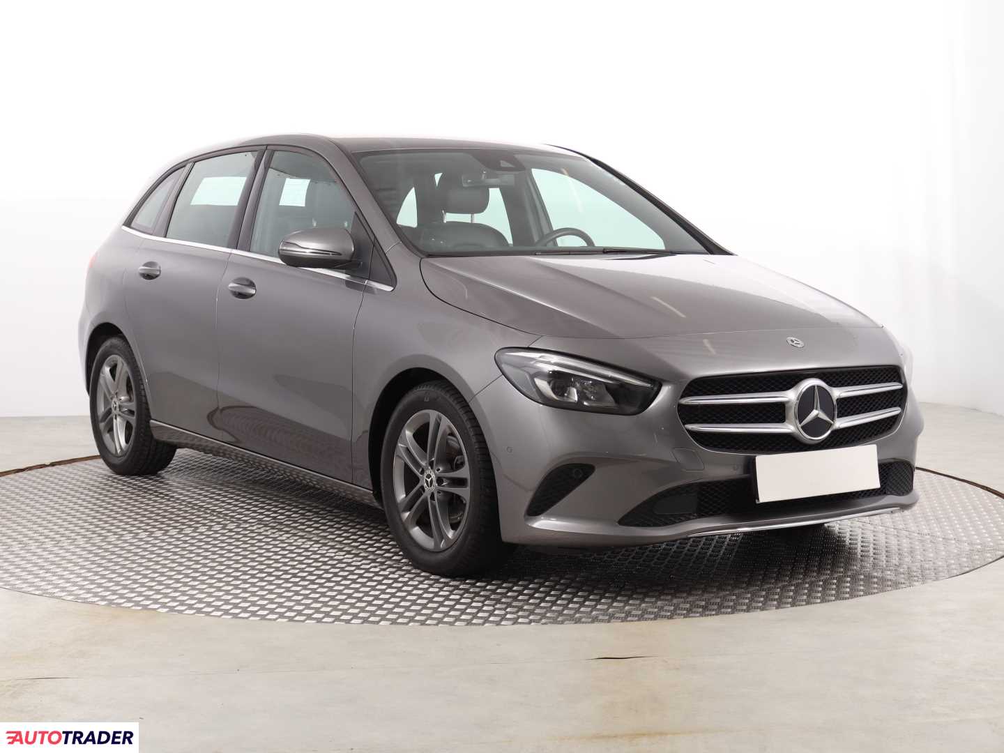 Mercedes B-klasa 2019 1.3 134 KM