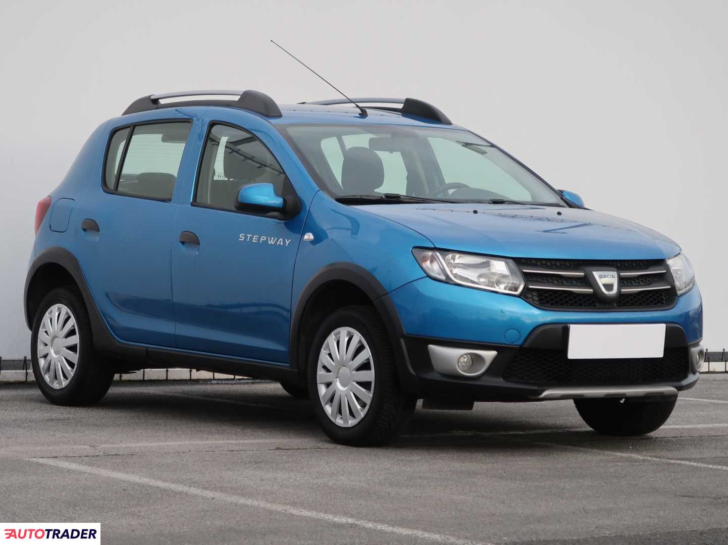 Dacia Sandero 0.9 88 KM 2016r. (Piaseczno)