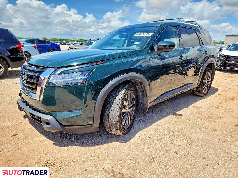 Nissan Pathfinder 2022 3
