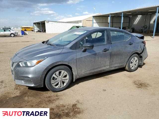 Nissan Versa 2020 1