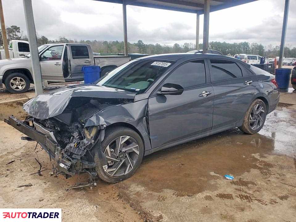 Hyundai Elantra 2025 2