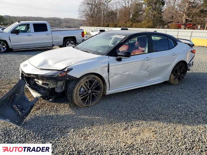 Toyota Camry 2025 2