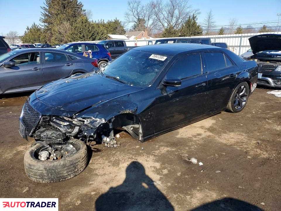 Chrysler 300C 2023 3