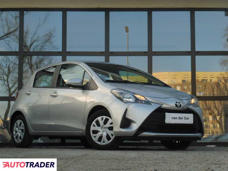 Toyota Yaris 2017 1.5 111 KM Toyota Yaris 2017 1.5 111 KM