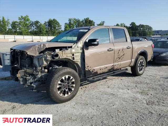 Nissan Titan 2021 5