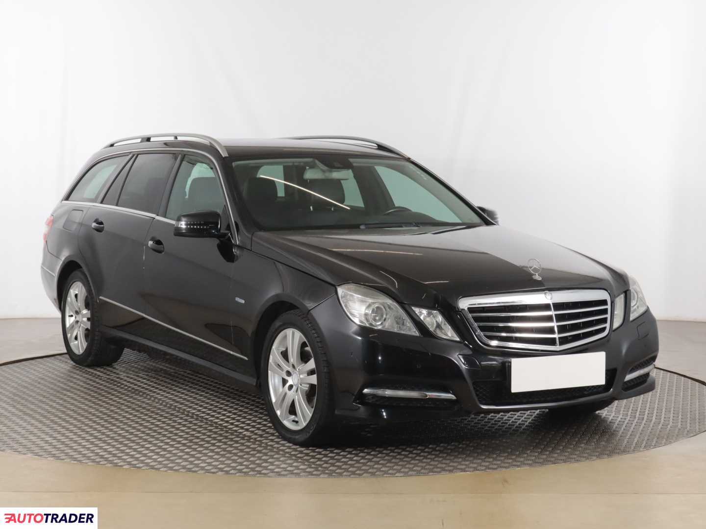 Mercedes E-klasa 2011 2.1 167 KM