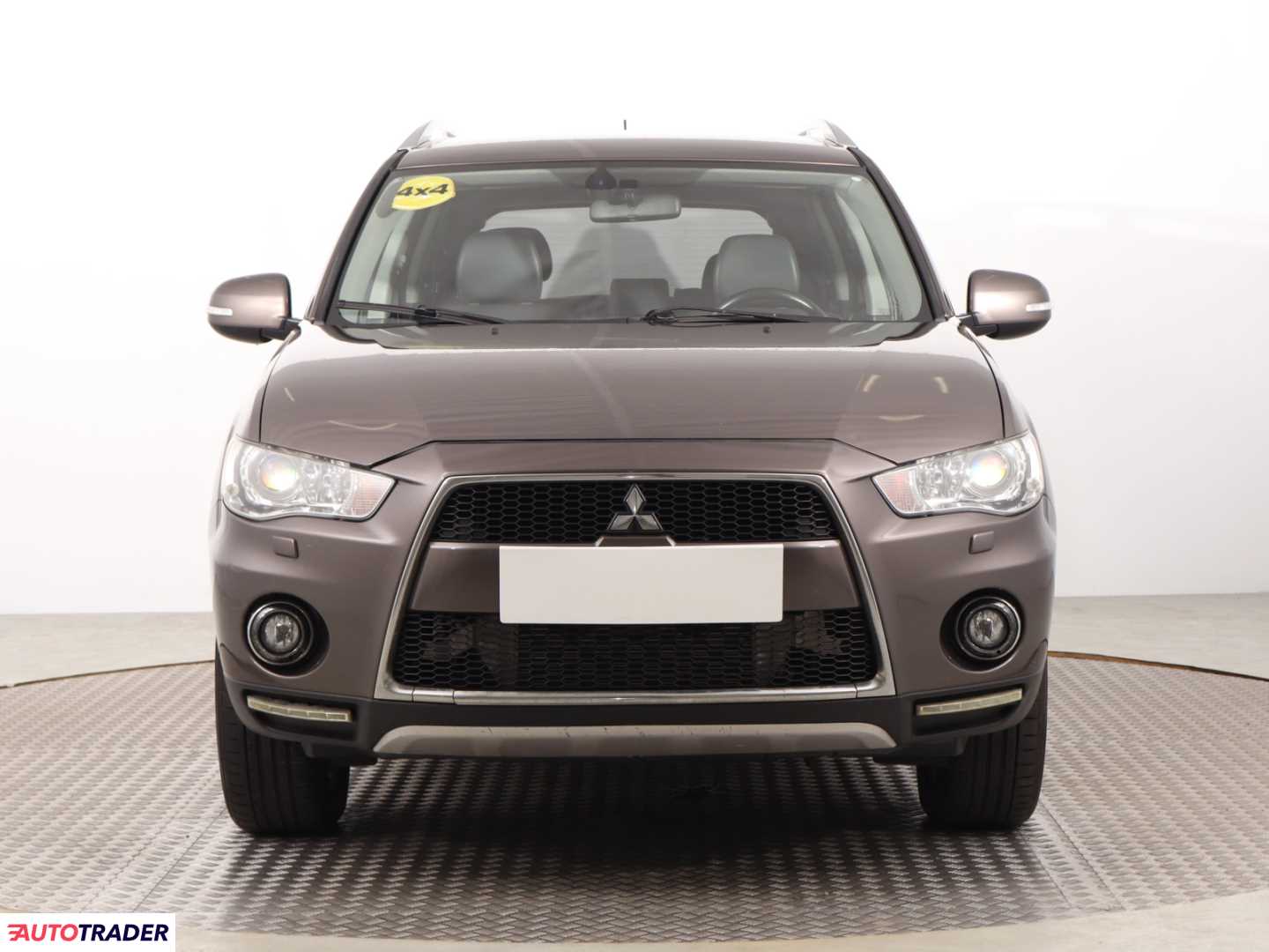 Mitsubishi Outlander 2010 2.0 138 KM