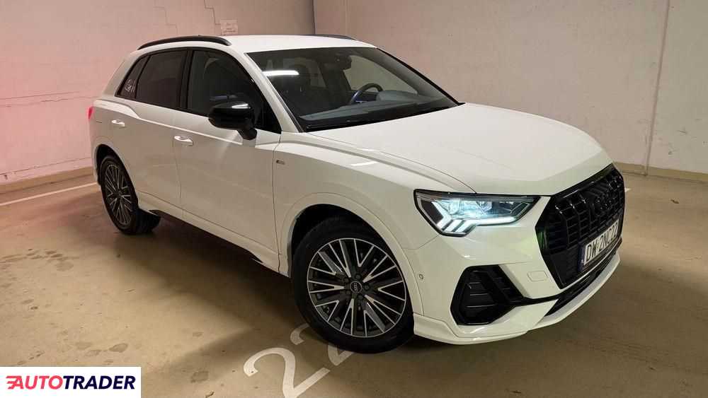 Audi Q3 2021 1.5 150 KM