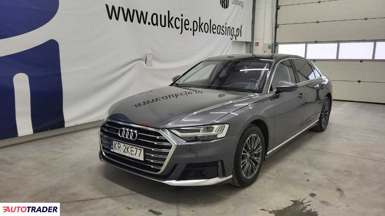 Audi A8 2019 3.0 286 KM