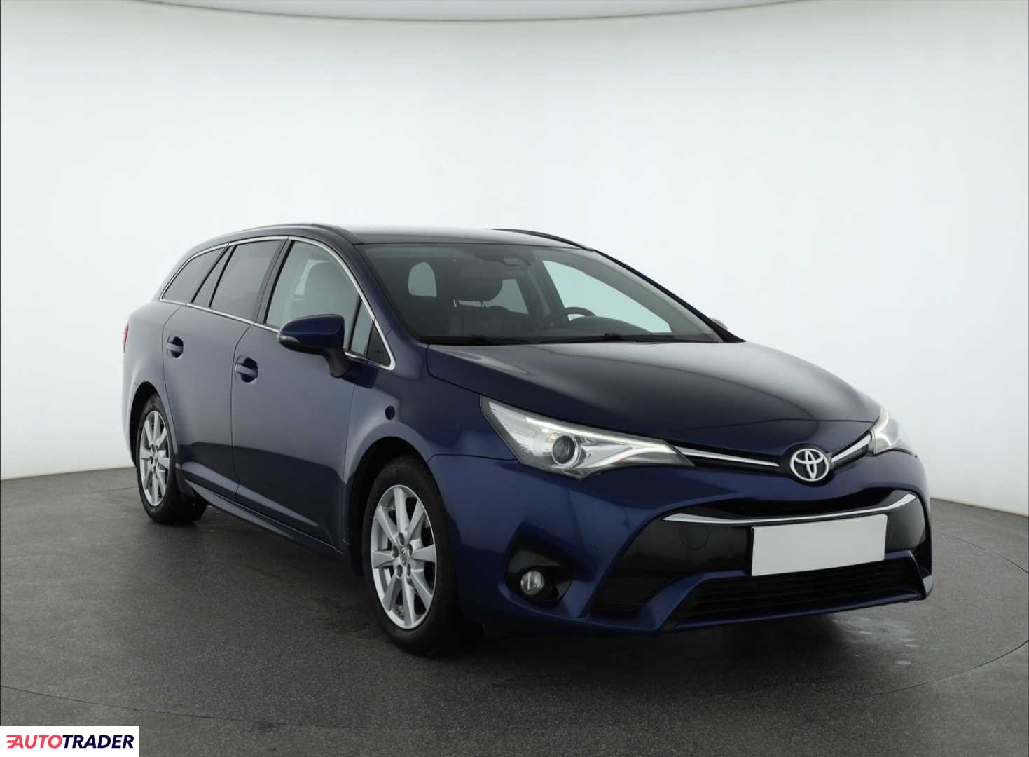 Toyota Avensis 2015 2.0 150 KM