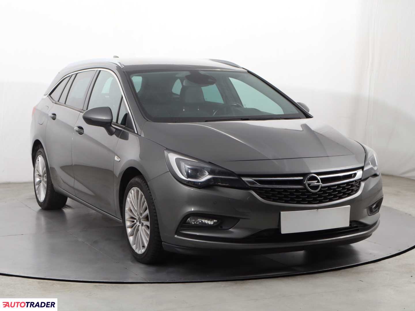 Opel Astra 2017 1.4 147 KM