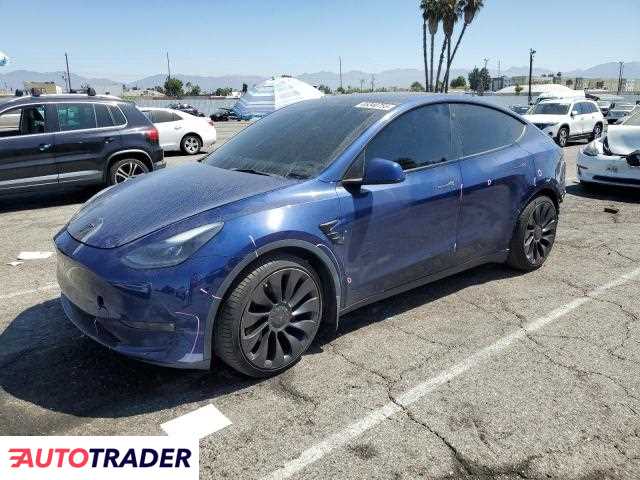 Tesla Model Y 2022 Tesla Model Y 2022