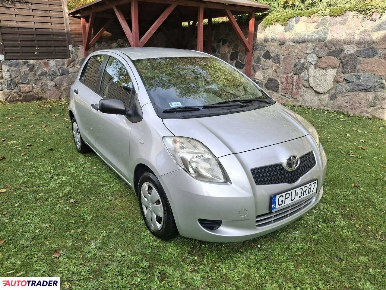 Toyota Yaris 2008 1.0 69 KM