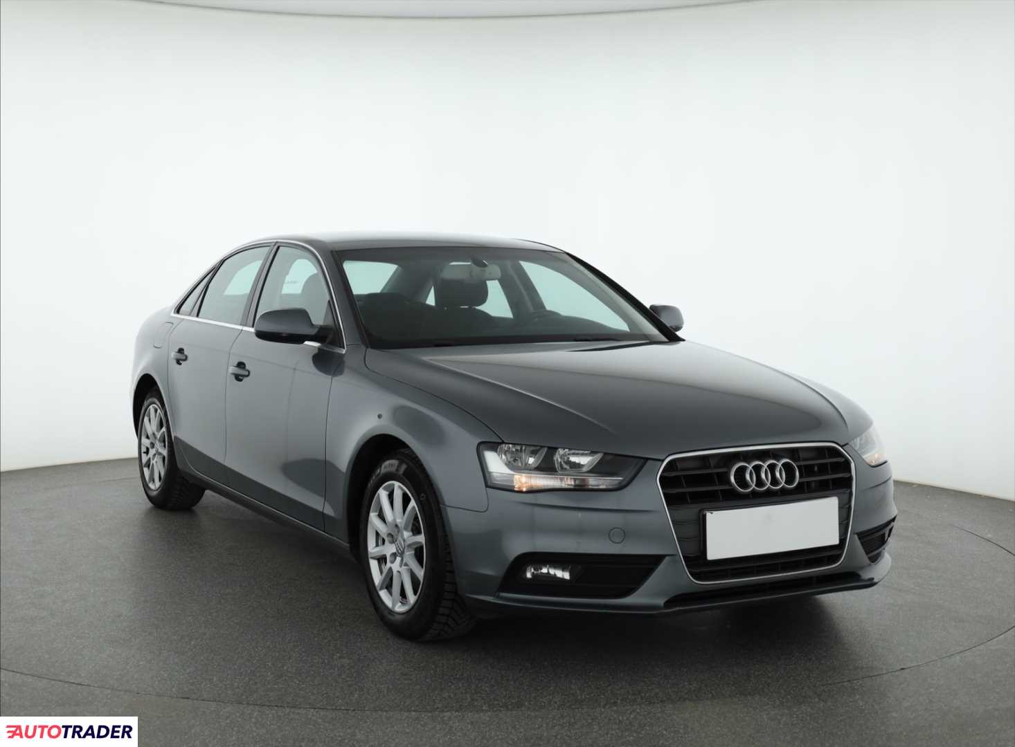 Audi A4 1.8 167 KM 2012r. (Piaseczno)