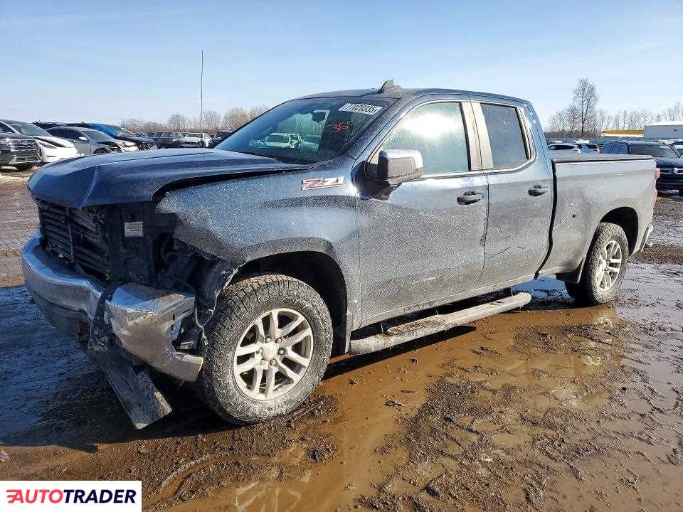 Chevrolet Silverado 2020 5