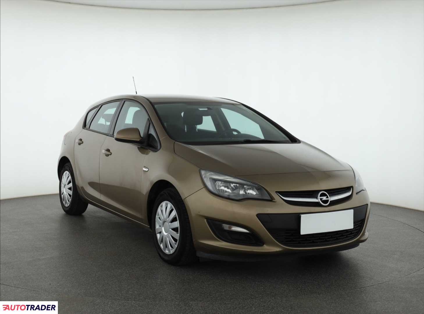 Opel Astra 2013 1.4 99 KM
