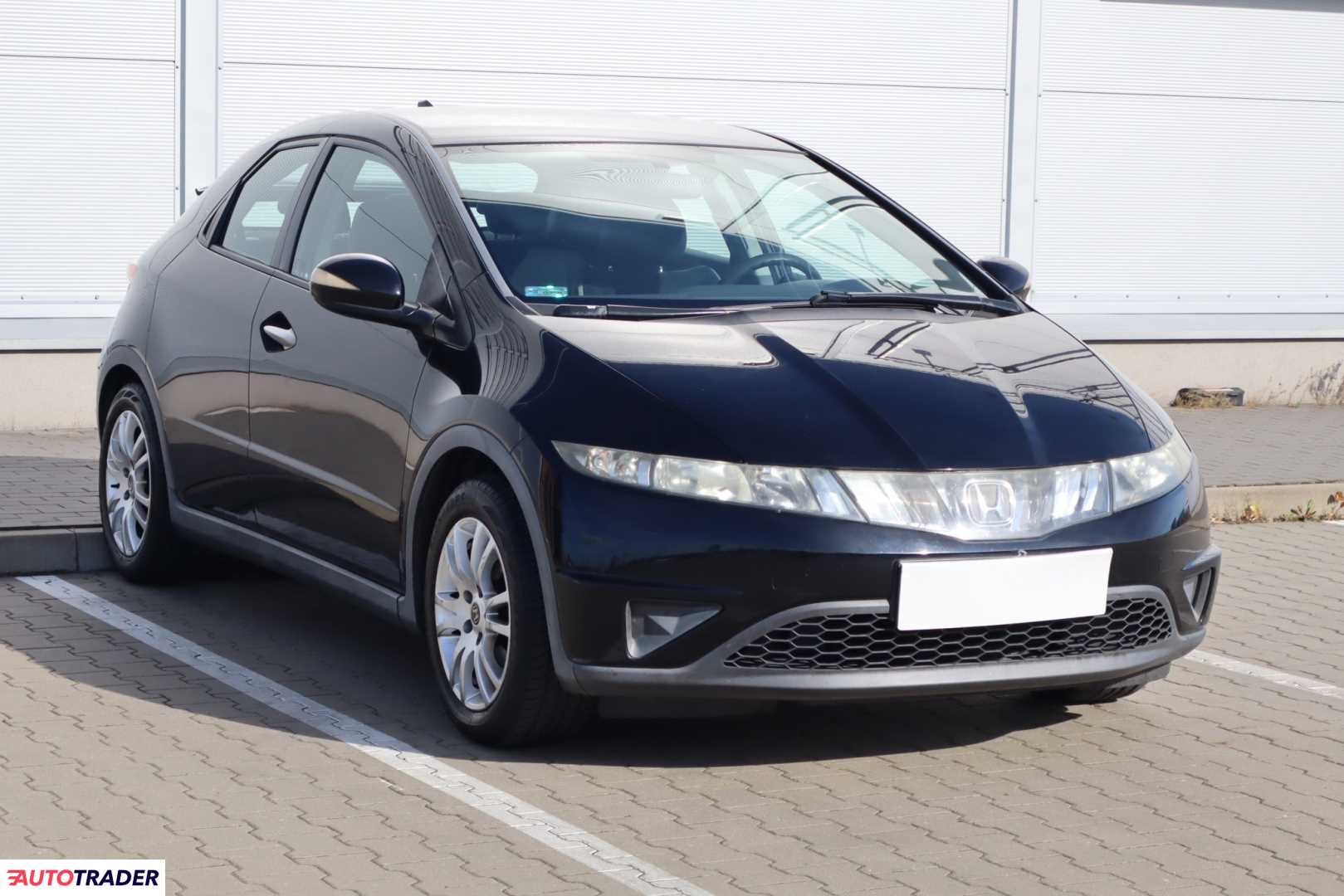 Honda Civic 2008 1.3 81 KM