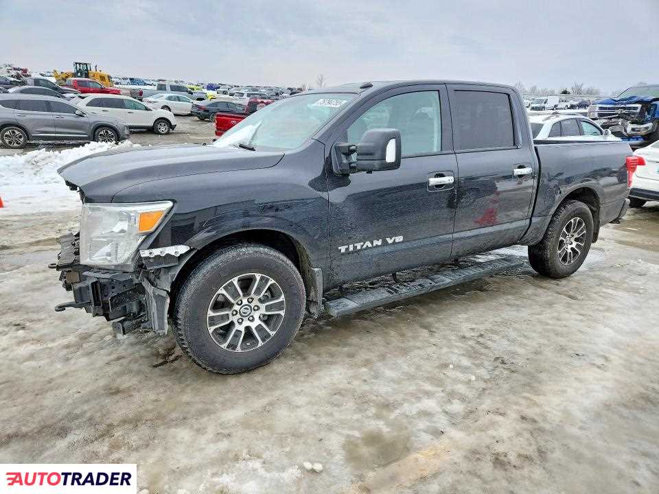 Nissan Titan 2020 5