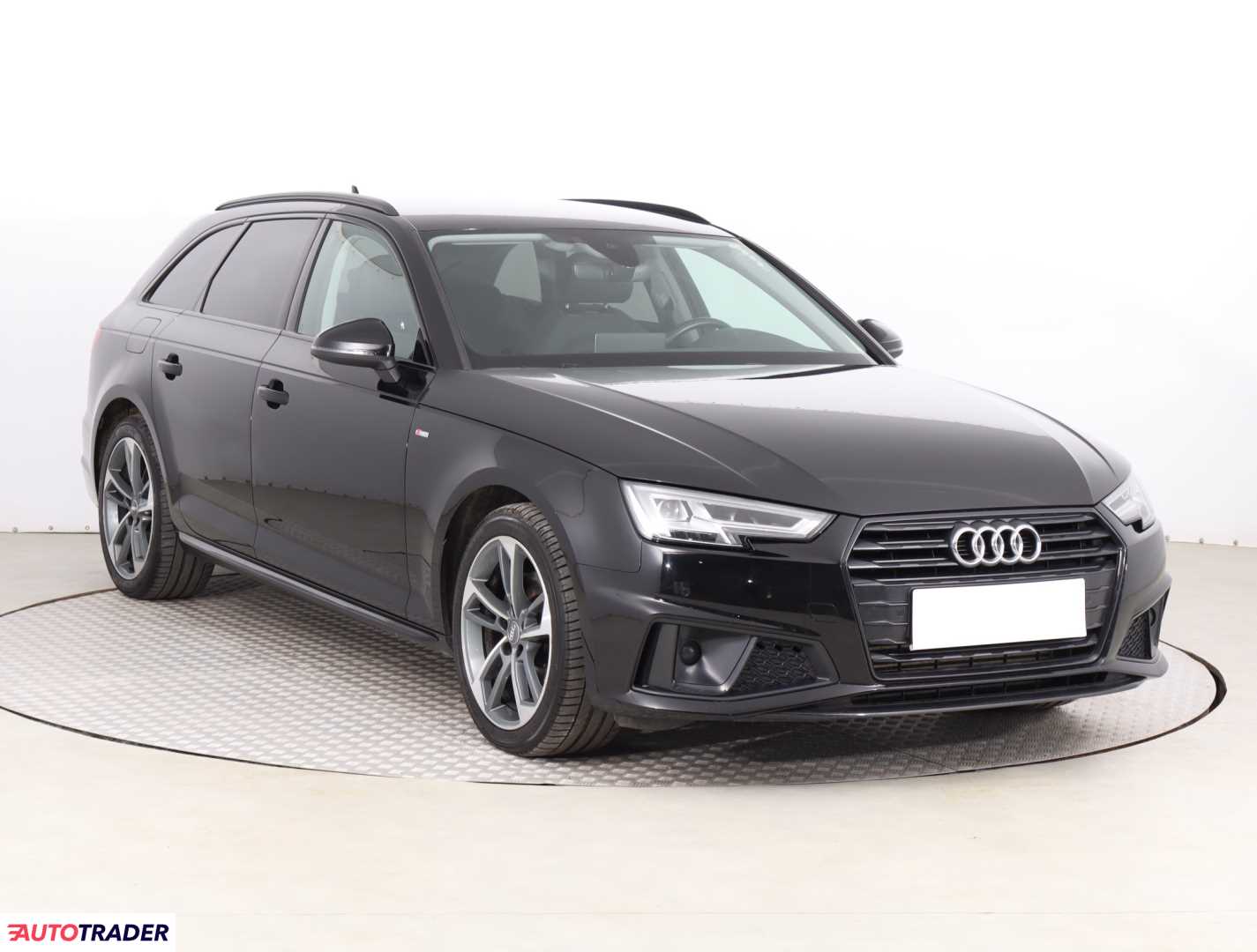 Audi A4 2018 2.0 147 KM Audi A4 2018 2.0 147 KM