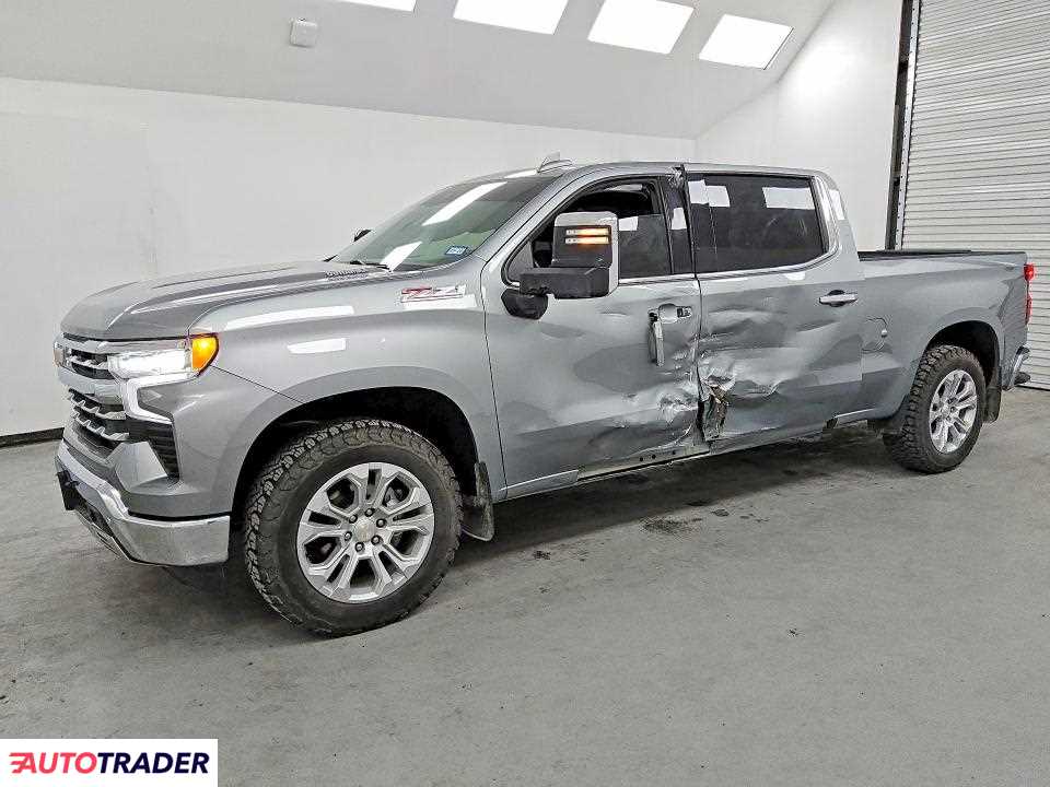 Chevrolet Silverado 2025 3