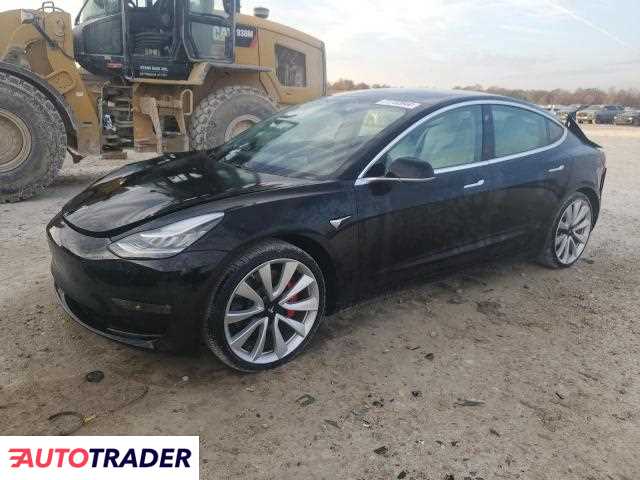 Tesla Model 3 2019