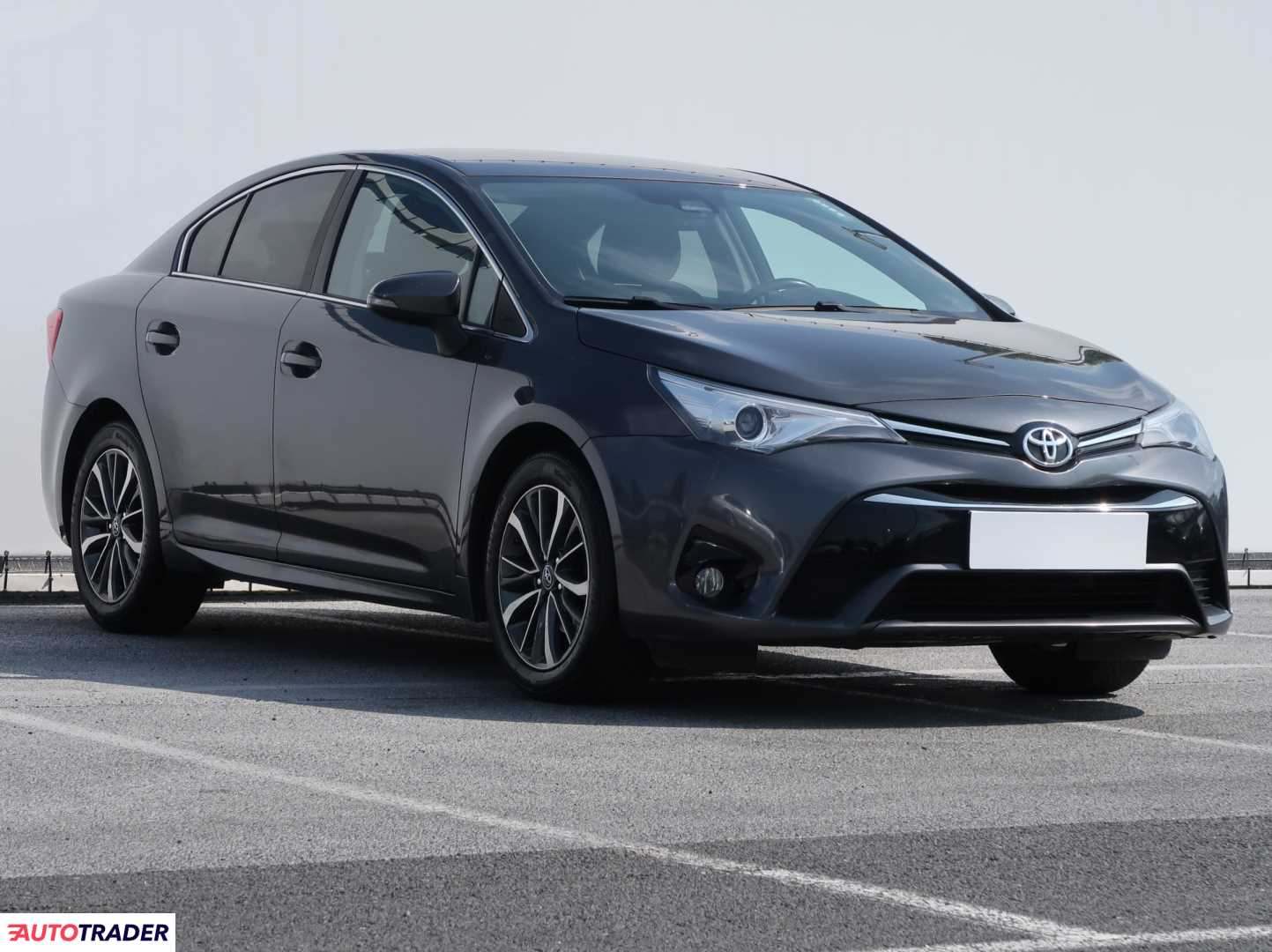 Toyota Avensis 2016 1.8 144 KM