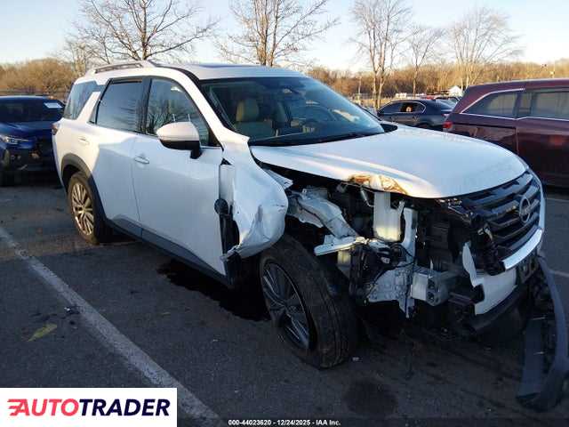 Nissan Pathfinder 2025 3