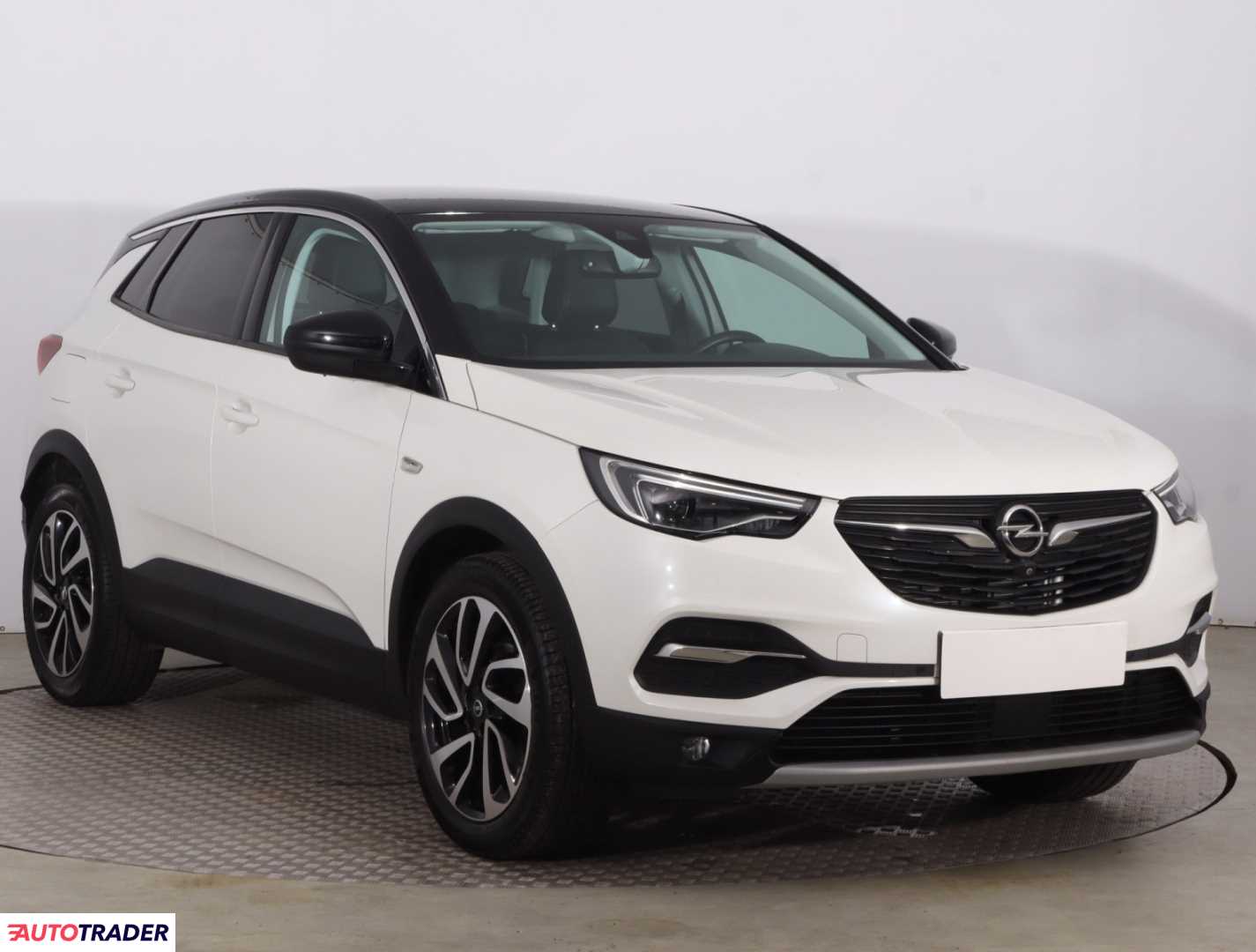 Opel Grandland 2017 1.2 128 KM