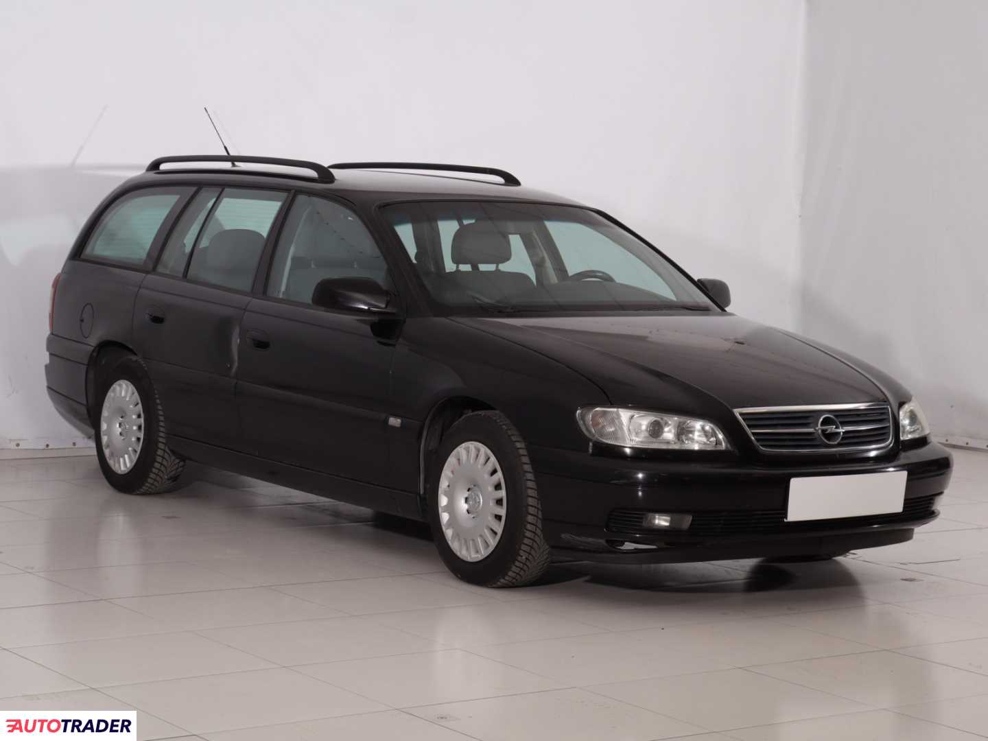 Opel Omega 2001 2.2 118 KM