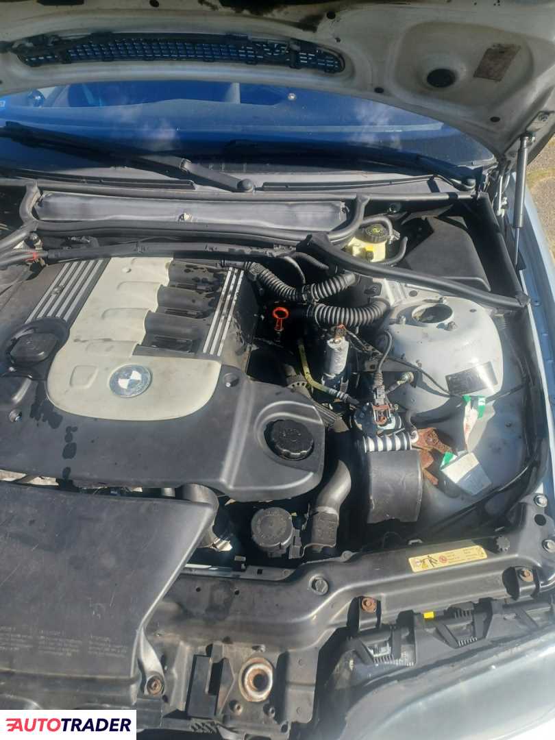 BMW 330 2002 2.9 214 KM BMW 330 2002 2.9 214 KM