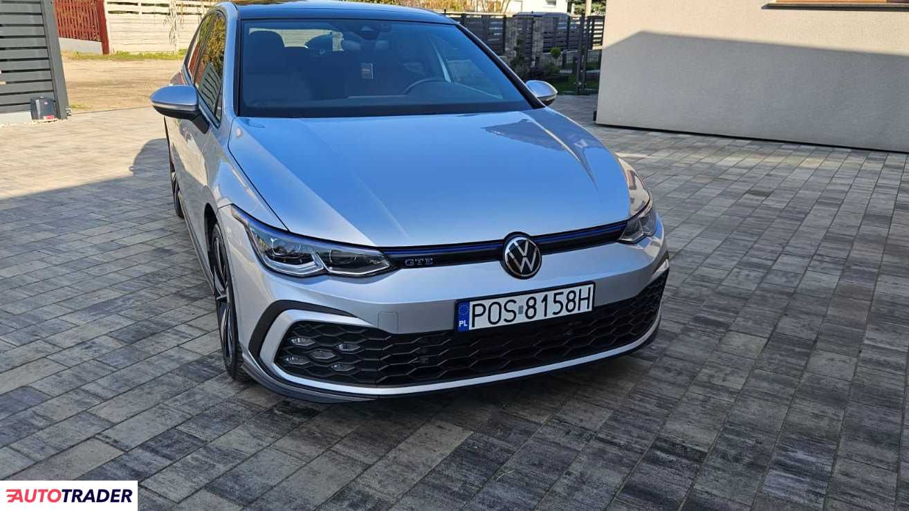 Volkswagen Golf 1.4 hybrydowy 150 KM 2021r. (ostrów)