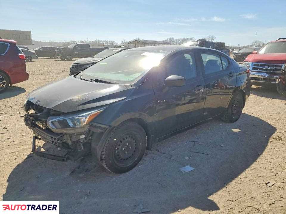 Nissan Versa 2020 1