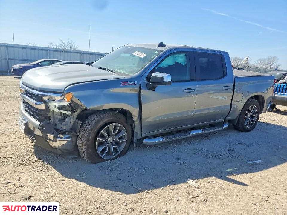 Chevrolet Silverado 2024 5