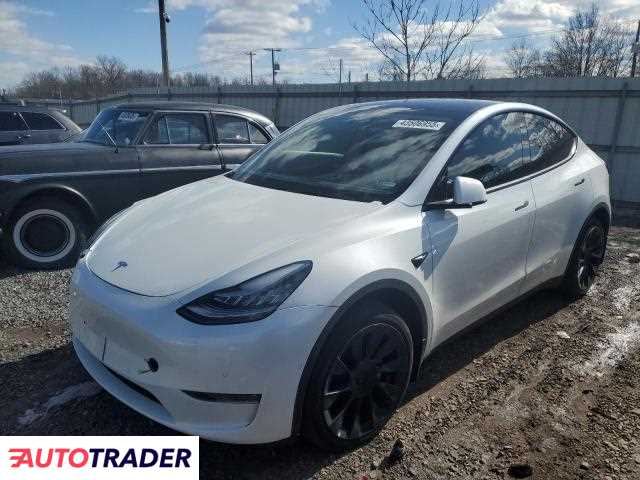 Tesla Model Y 2022 Tesla Model Y 2022