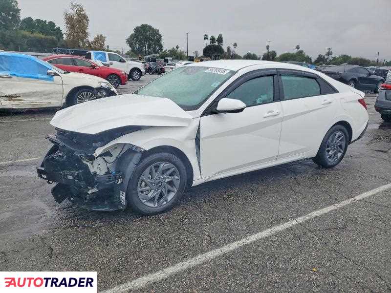 Hyundai Elantra 2024 2