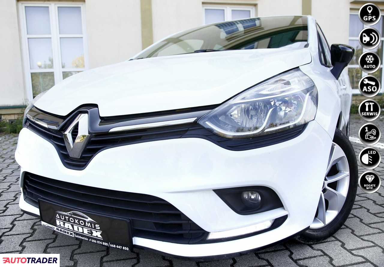 Renault Clio 2018 0.9 90 KM